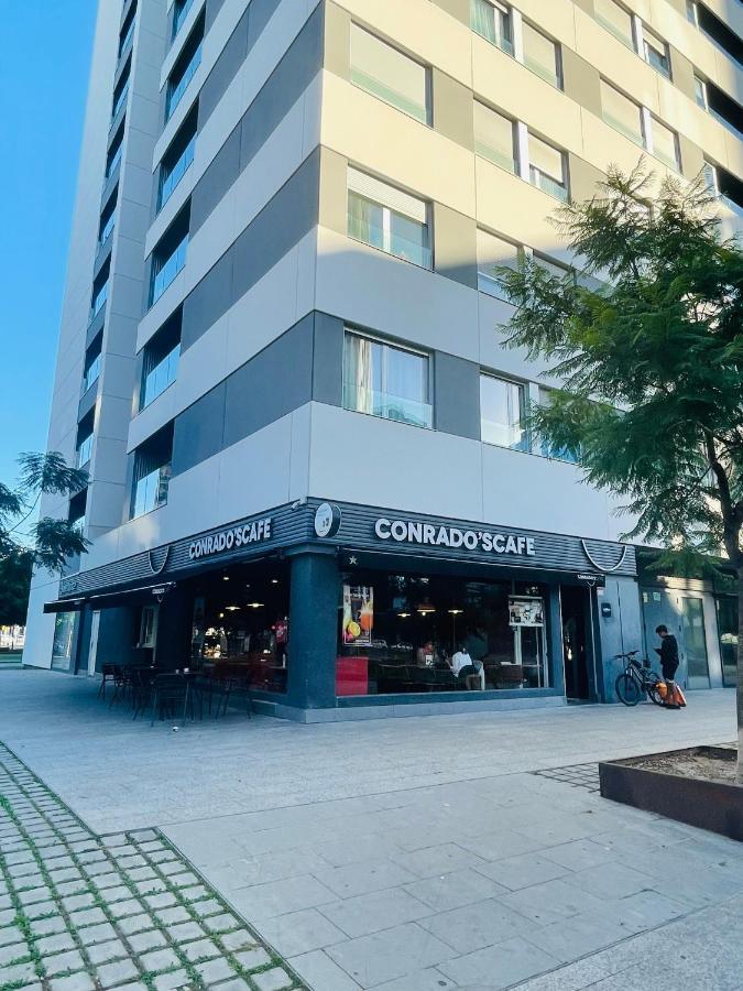 Fira De Barcelona City View Apartment With Garage Parking L'Hospitalet de Llobregat Exterior photo